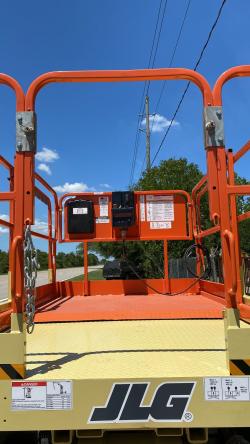 jlg_260mrt_refurbished_deck