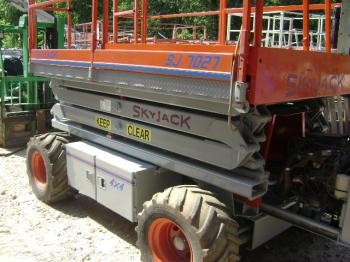 Skyjack 7027 7127 4WD Scissor Lift