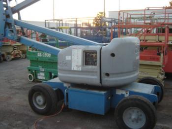 Genie Z-45/25J Articulating Boom Lift - 51' 8