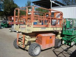 JLG 260MRT Rough Terrain Scissorlift