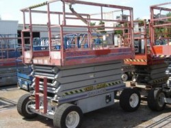 Skyjack 6832 Electric Scissor Lift