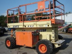 JLG 33RTS 4X4 Scissor Lift